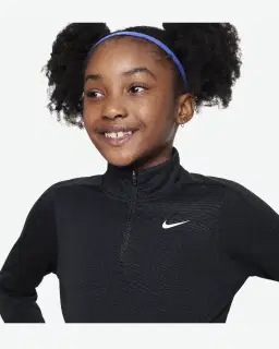 Camiseta de manga larga y media cremallera Dri-Fit Nike para niña – 3/4