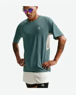 Camiseta de Trail Hombre Dri-Fit Adv Nike Acg « Solar Chase » Hombre – 3/4