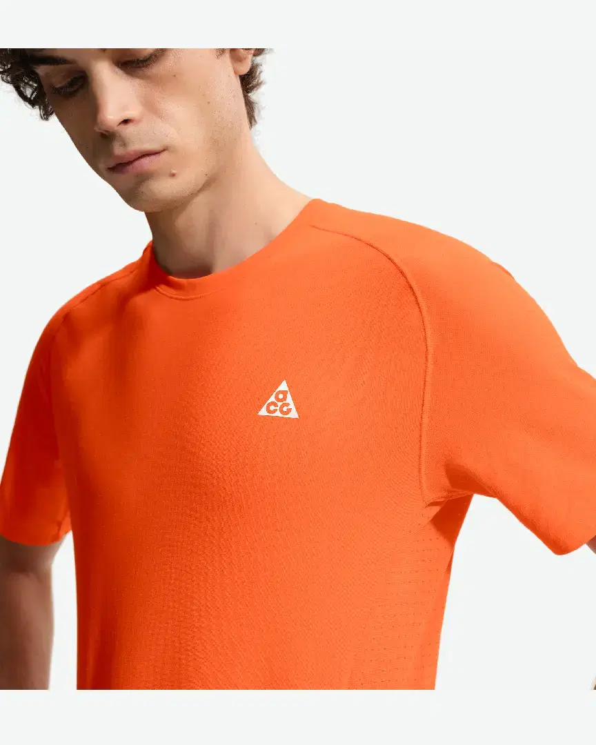 Camiseta de Trail Hombre Dri-Fit Adv Nike Acg « Solar Chase » M - IO9677-819 (2) au meilleur prix !