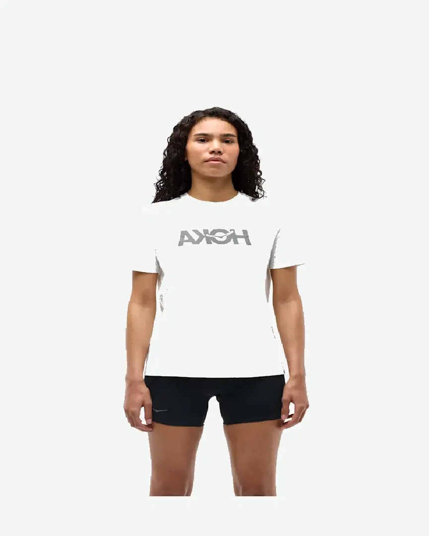 Camiseta Hoka con logo core