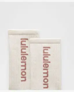 Lululemon Calcetines Daily Essential Unisex Wordmark Hombre – 2/5