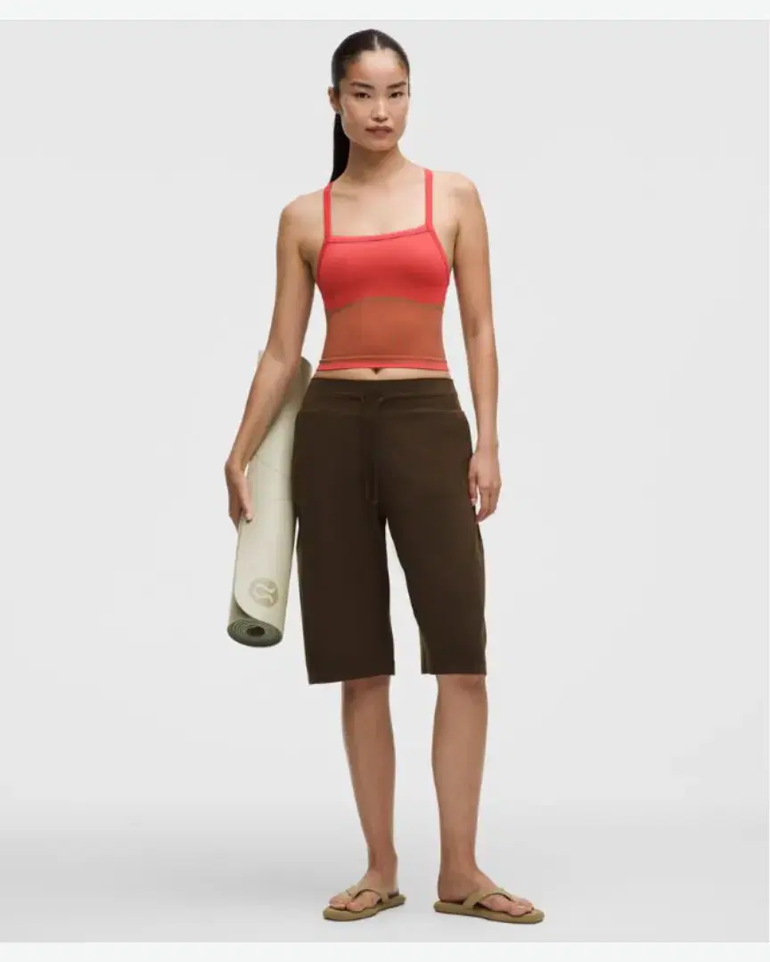 Lululemon Camiseta de Yoga Salutations Soporte Ligero, Copas B/C W - LW1FZLS_077406 (2) au meilleur prix !