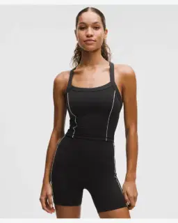 Lululemon Camiseta sin mangas Wunder Train con tirantes, acabados con ribete, soporte ligero, copas B/C Mujer – 1/5