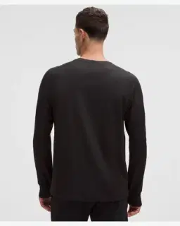 Lululemon Camiseta de Manga Larga Cuello Redondo Rulu Hombre – 3/5