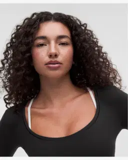 Lululemon Top De Manga Larga Con Escote Amplio Wundermost En Ultra-Soft Nulu Mujer – 4/5