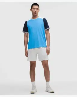 Lululemon Camiseta de Tenis de Malla Texturizada con Protección UV Hombre – 2/5
