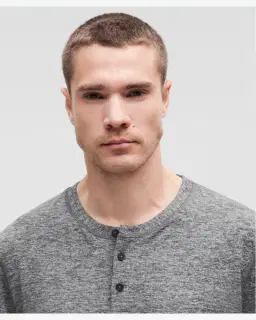 Lululemon Camiseta Henley de Manga Larga Soft Jersey Hombre – 4/5
