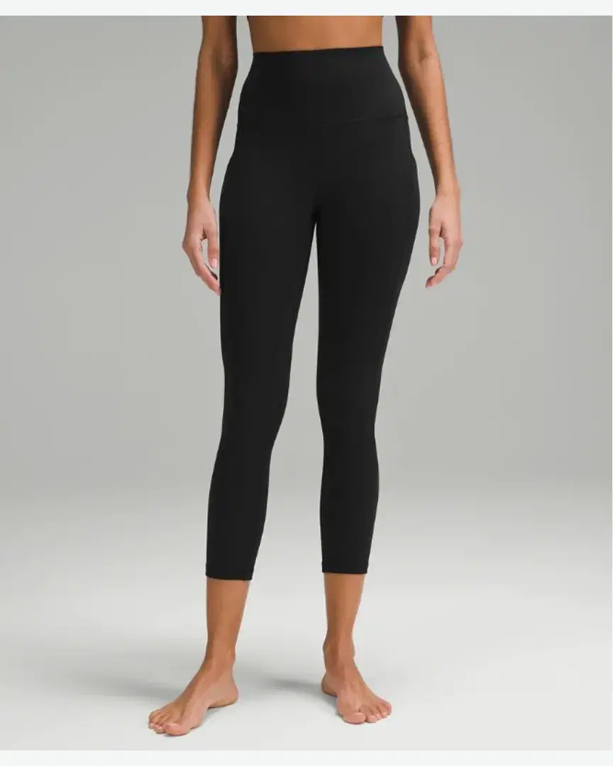 Lululemon Pantalón Corto Align de Cintura Alta con Bolsillos 58 Cm W - Women (22) au meilleur prix !