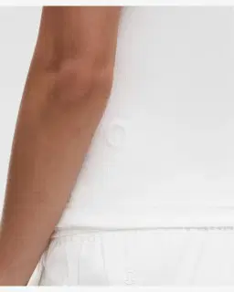Lululemon Top Corto Sin Mangas Con Escote Amplio Mujer – 5/5