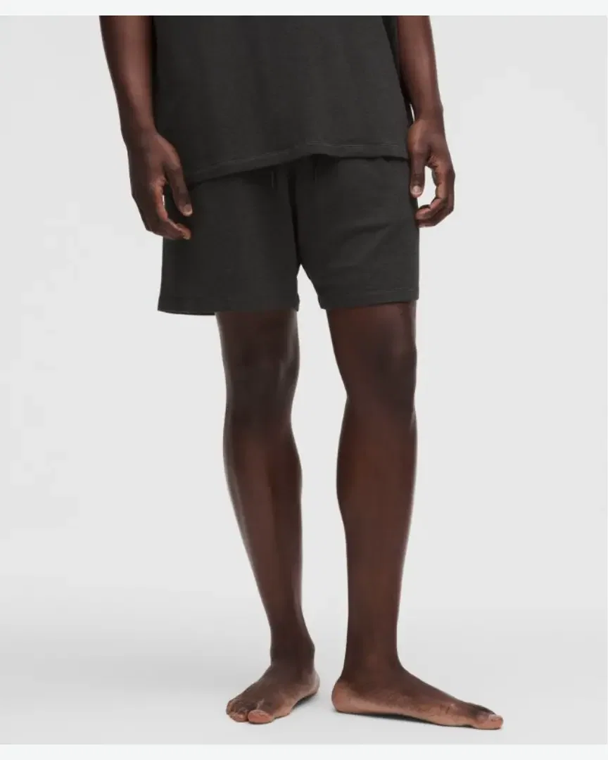 Lululemon Short Becalm Corte Casual 18 Cm Hombre