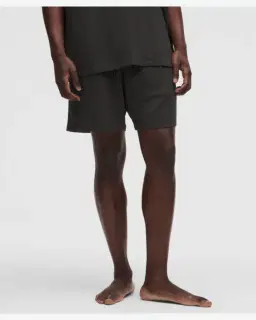 Lululemon Short Becalm Corte Casual 18 Cm Hombre – 1/5