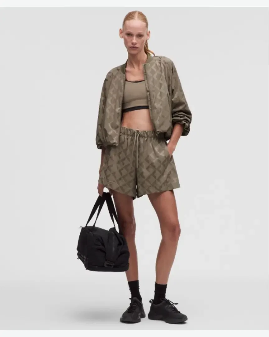 Lululemon Short De Chándal De Cintura Alta En Satén Monogramado 10 Cm Mujer