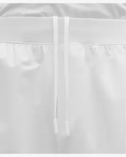 Lululemon Pantalón Corto de Tenis Ligero con Paneles de Malla de 18 cm Hombre – 4/5