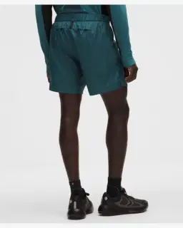 Lululemon Short Doblado En Glyde Ligero Colección Slnsh 15 Cm Hombre – 3/5