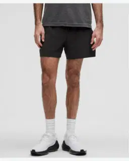 Lululemon Short Pace Breaker Doblado 18 Cm Hombre – 1/5