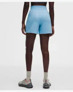 Lululemon Short Scuba Cintura Alta Gofrado 13 Cm Mujer – 3/5