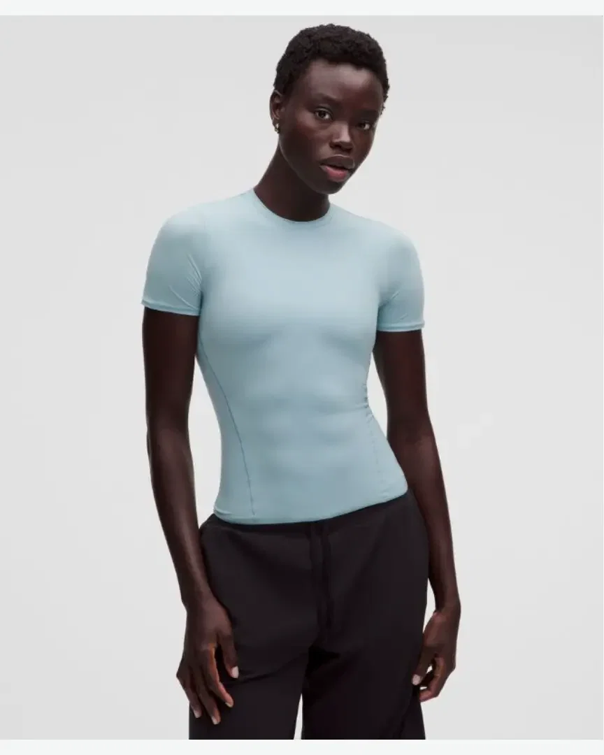 Camiseta Lululemon Cuello Redondo Wundermost Longitud Cadera En Ultra-Soft Nulu Mujer