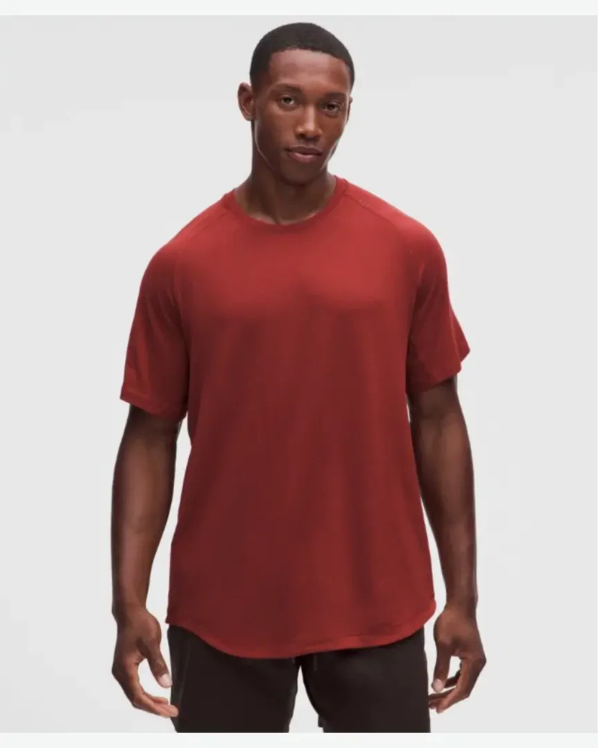 Lululemon Camiseta License To Train Hombre