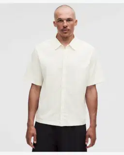 Lululemon Camisa de Cuello con Manga Corta Unshaken Hombre – 1/5