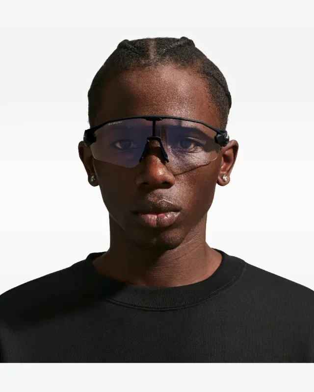 Gafas de sol fotocromáticas Nike ACG Vista Peak