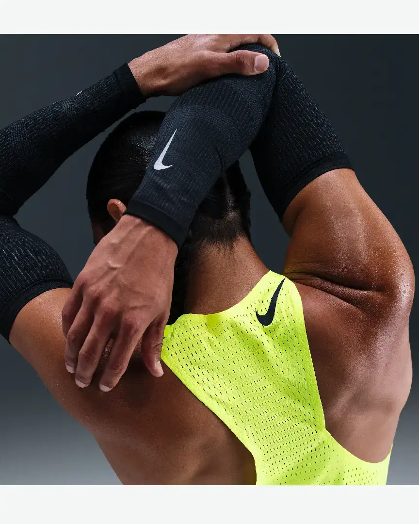 Camiseta Dri-Fit Adv Nike Aeroswift M - FN4231-702 (1) au meilleur prix !