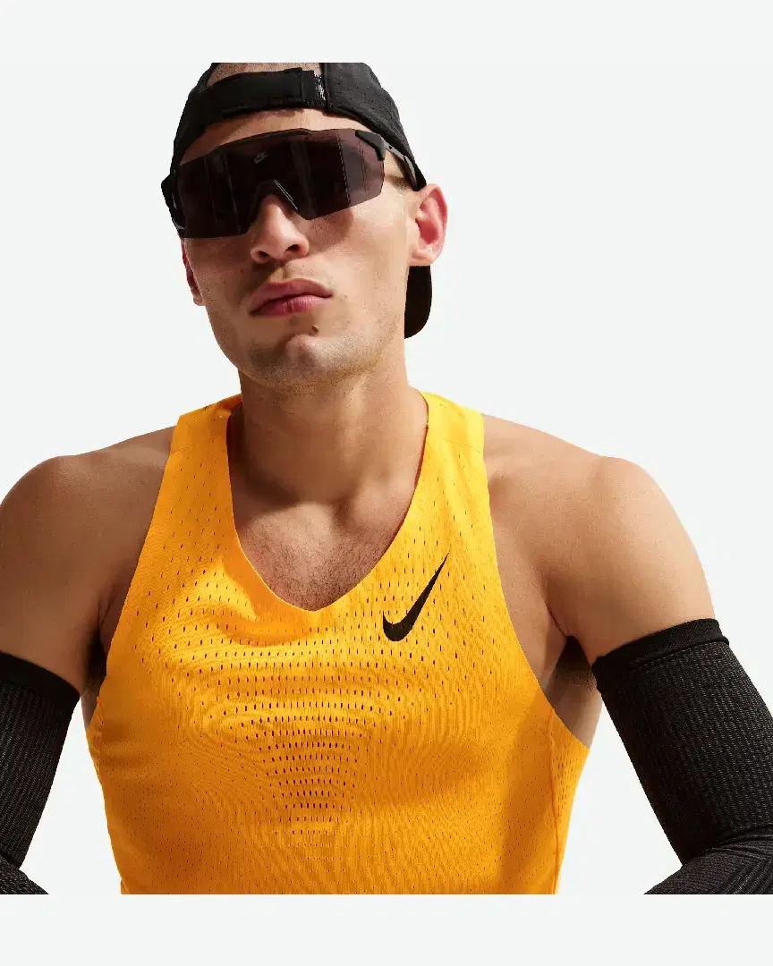 Camiseta Dri-Fit Adv Nike Aeroswift M - FN4231-845 (2) au meilleur prix !