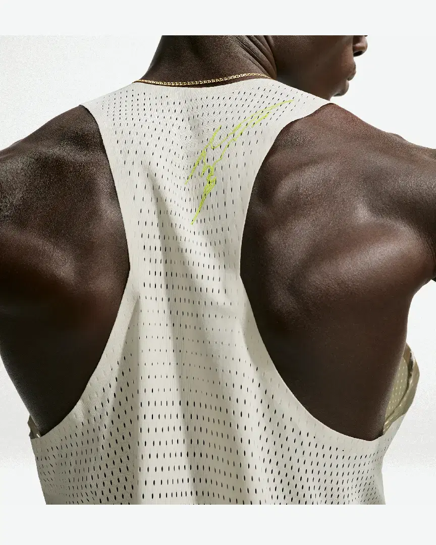 Camiseta Dri-Fit Adv Nike Aeroswift M - IM5220-072 (1) au meilleur prix !