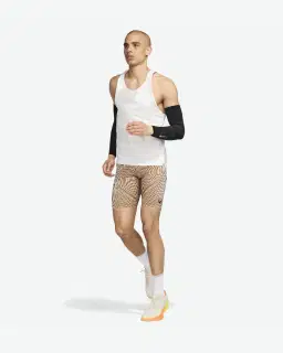 Manguitos de compresión de acción dirigida Nike Unisex – 4/4