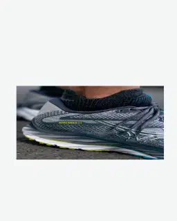 Mizuno Wave Rider 27 Hombre – 8/10