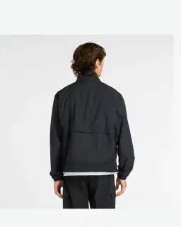 Chaqueta New Balance Fast Days Hombre – 4/6
