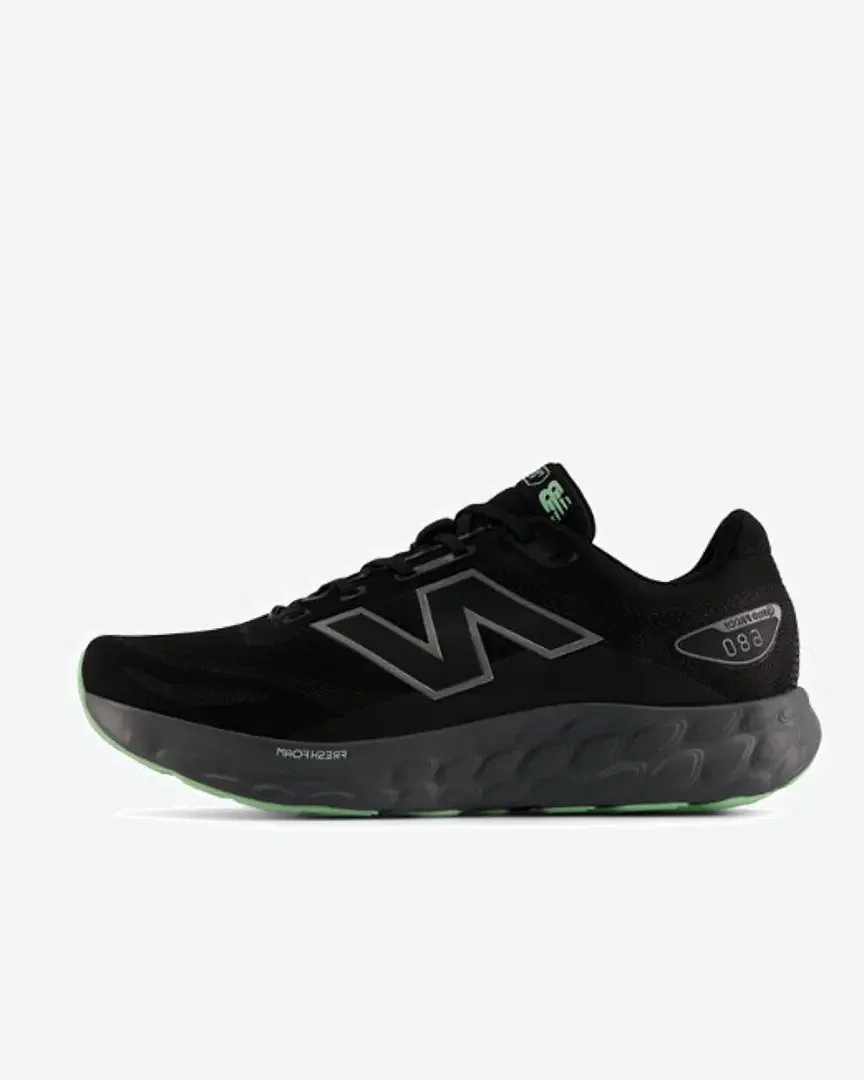 New Balance Fresh Foam 680 V8 Waterproof Hombre