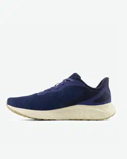 New Balance Fresh Foam Arishi V4 Hombre – 3/6