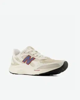 New Balance Fresh Foam Arishi V4 Tiralux Hombre – 2/6