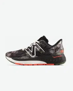 New Balance Fresh Foam X 880 V13 London Edition Mujer – 1/7