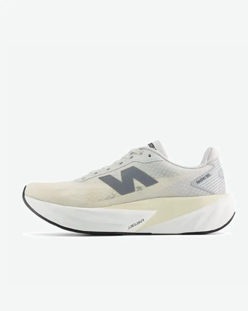 New Balance Fuelcell Rebel V5 W - Women (6) au meilleur prix !