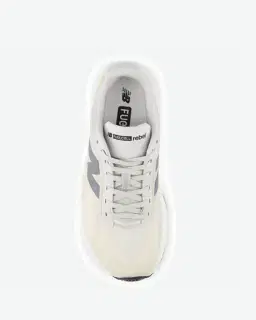 New Balance Fuelcell Rebel V5 Mujer – 5/6