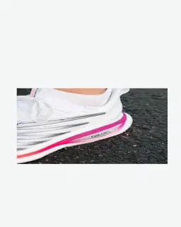 New Balance Fuelcell Sc Elite V3 Mujer – 8/9