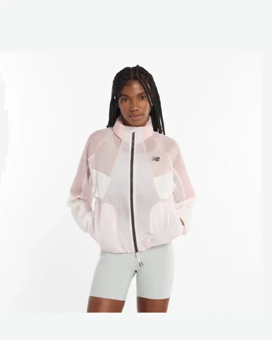 Chaqueta Rc de la Colección Signature Gabby Thomas de New Balance
