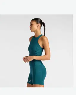 Nueva Balance Edición Londres Nb Sleek Storage Race Crop Mujer – 5/6
