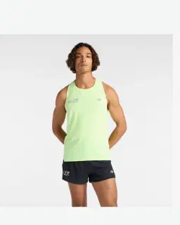 Nueva Edición de Londres de New Balance Camiseta Sin Mangas Ultra Ligera Hombre – 1/6