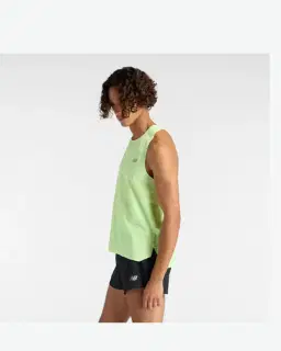 Nueva Edición de Londres de New Balance Camiseta Sin Mangas Ultra Ligera Hombre – 5/6