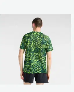 Camiseta Impresa Esencial Rc Edición Londres New Balance Hombre – 4/6