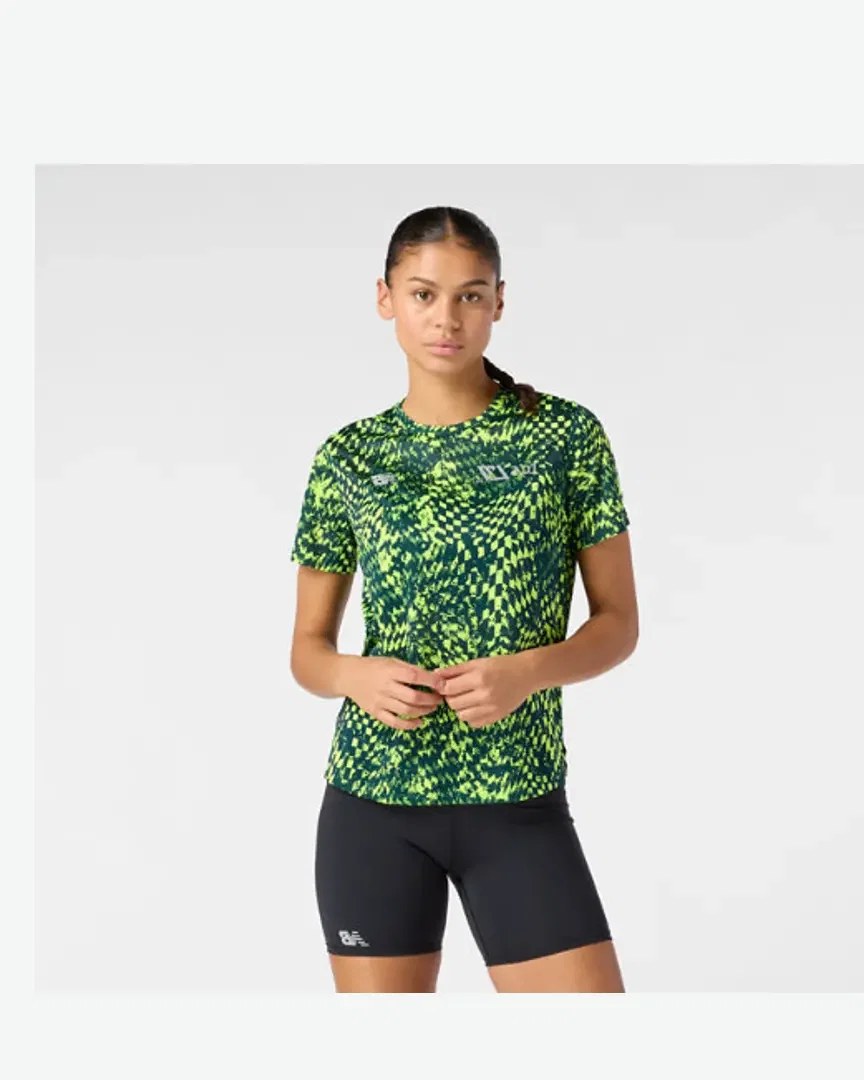 Camiseta impresa esencial Rc edición Londres New Balance Mujer