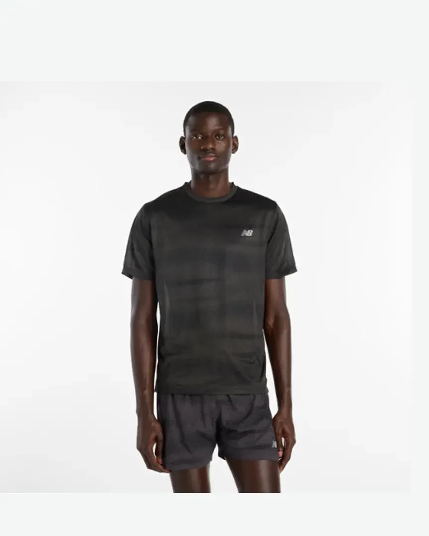 Camiseta Impresa Esencial Rc de New Balance Hombre