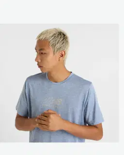 New Balance Rc Essential Reflective Graphic T-Shirt Hombre – 2/6