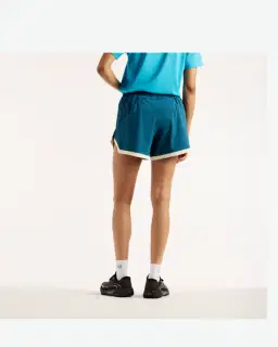 Pantalón corto esencial Rc de New Balance 5" Mujer – 4/6