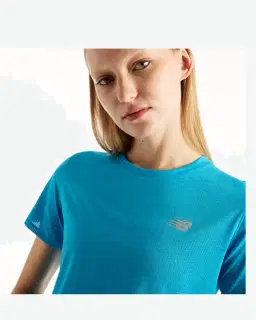 Camiseta Esencial Rc de Nueva Balance Mujer – 3/5