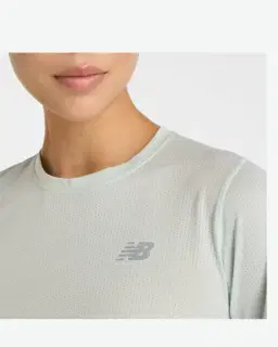 Camiseta Esencial Rc de Nueva Balance Mujer – 2/5