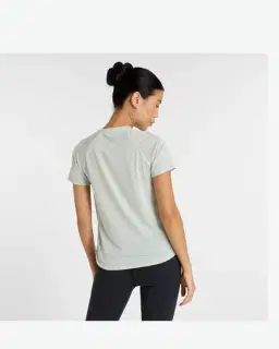 Camiseta Esencial Rc de Nueva Balance Mujer – 4/5