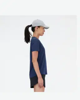 Camiseta Esencial Rc de Nueva Balance Mujer – 5/6